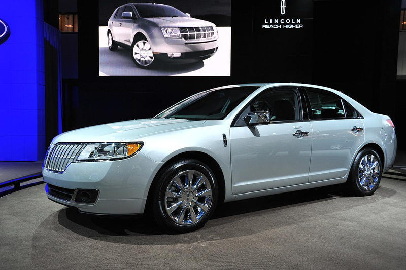 Illustration for article titled 2010 Mercury Milan, Hybrid And Lincoln MKZ: Live Cars For The Pulse-Free
